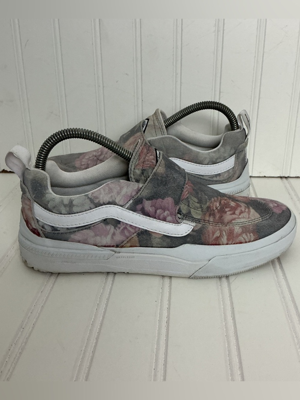 Vans Kyle Walker Men’s Size 6.5 Pink/Gray Floral Slip On Skateboarding Shoes